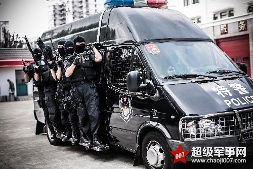 上海特警总队“防暴突击队”